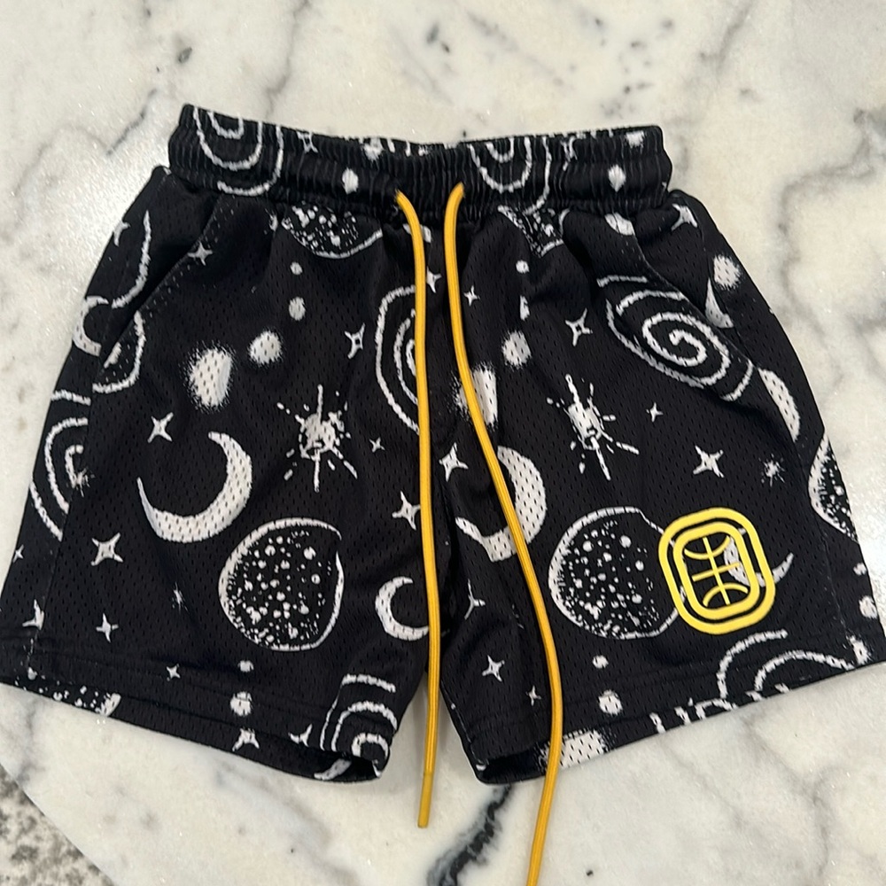 Overtime Black shorts YM